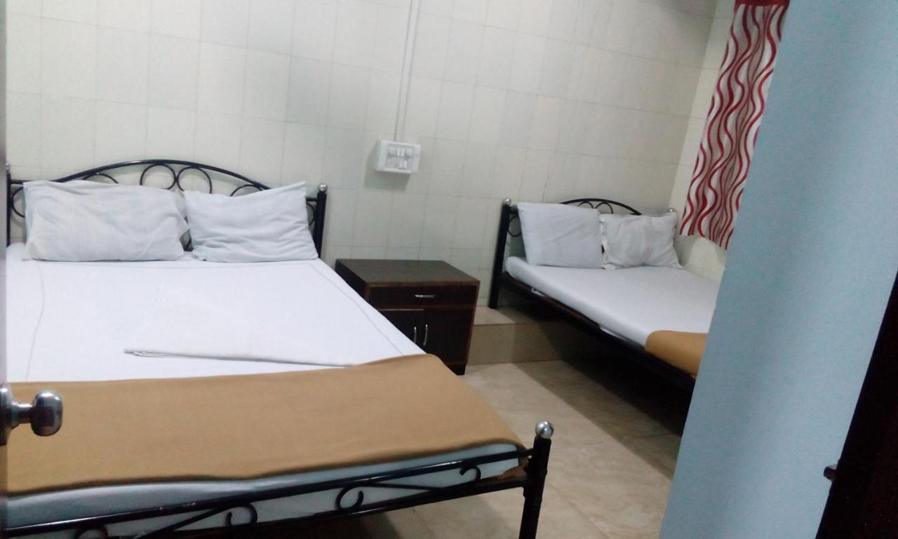 Hotel Central Inn Bombaj Zewnętrze zdjęcie
